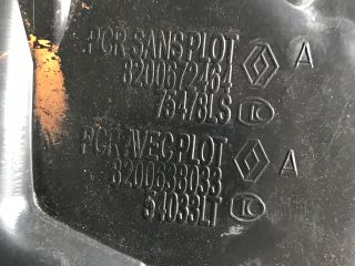 bontott RENAULT TRAFIC Felső Motorburkolat