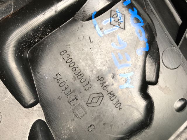 bontott RENAULT TRAFIC Felső Motorburkolat