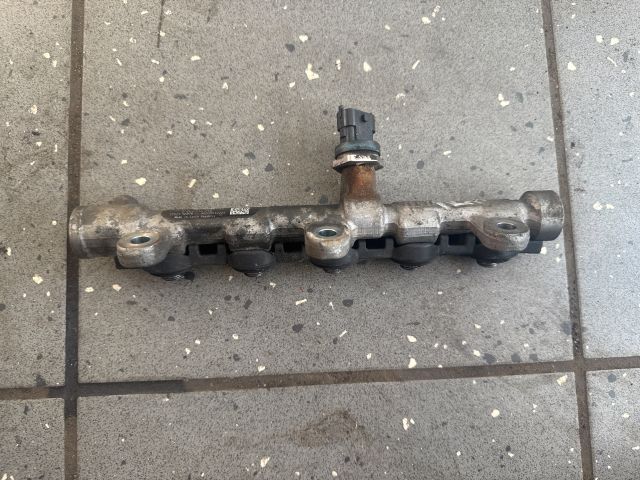 bontott RENAULT TRAFIC Közösnyomócső