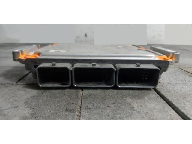 bontott RENAULT TRAFIC Motorvezérlő