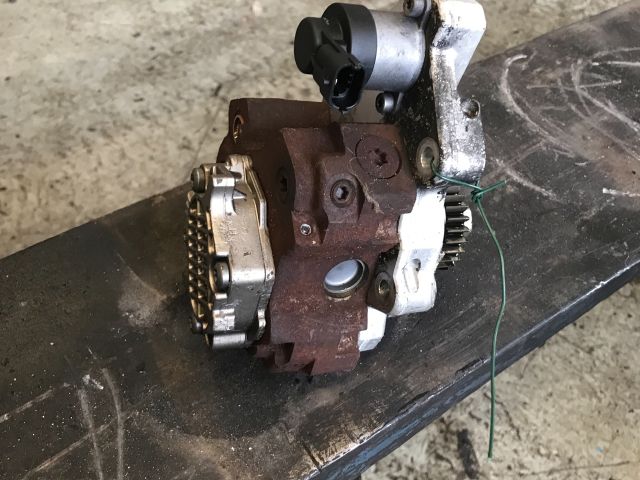 bontott RENAULT TRAFIC Nagynyomású Szivattyú