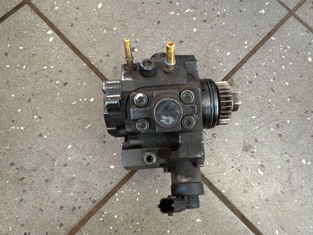 bontott RENAULT TRAFIC Nagynyomású Szivattyú