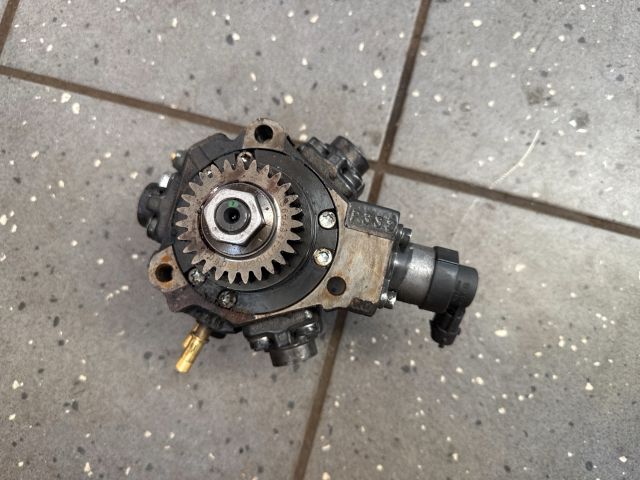 bontott RENAULT TRAFIC Nagynyomású Szivattyú