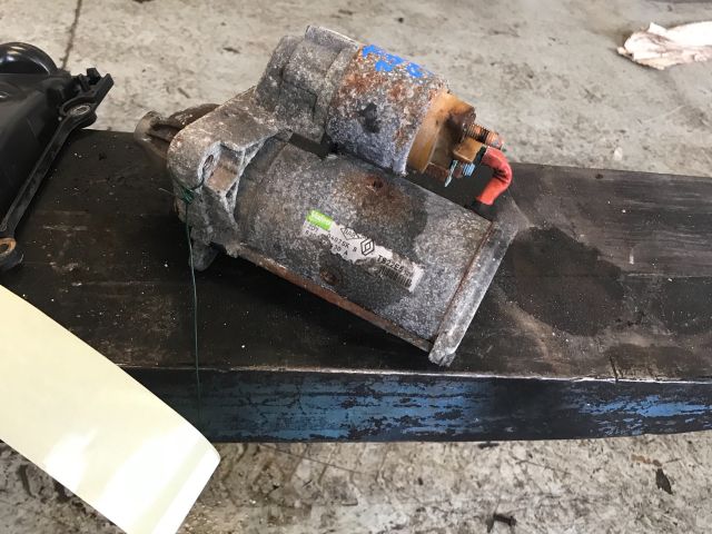 bontott RENAULT TRAFIC Önindító