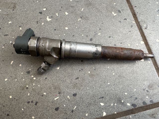 bontott RENAULT TRAFIC Porlasztó (1 db)