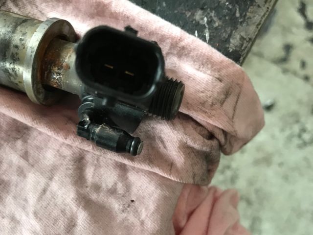 bontott RENAULT TRAFIC Porlasztó (1 db)