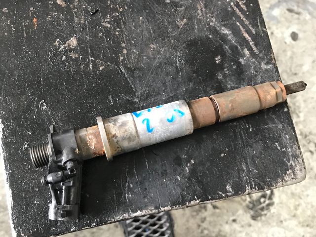 bontott RENAULT TRAFIC Porlasztó (1 db)