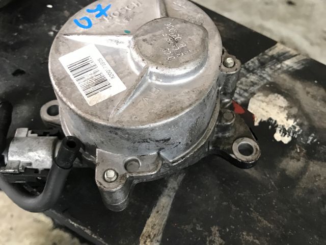 bontott RENAULT TRAFIC Vákumpumpa