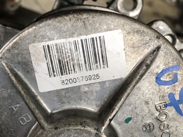 bontott RENAULT TRAFIC Vákumpumpa