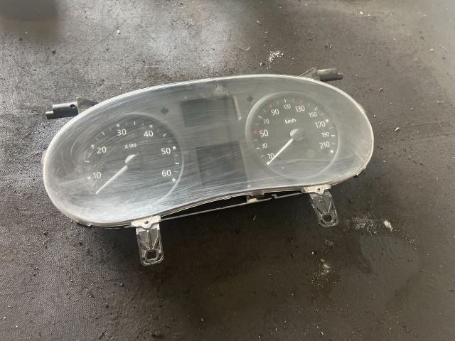 bontott RENAULT TRAFIC Kilométeróra