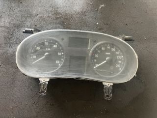 bontott RENAULT TRAFIC Kilométeróra