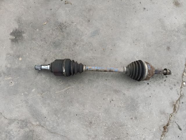 bontott RENAULT TRAFIC Bal Féltengely