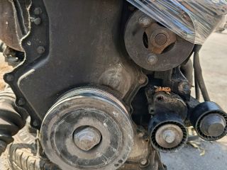 bontott RENAULT TRAFIC Motor (Fűzött blokk hengerfejjel)