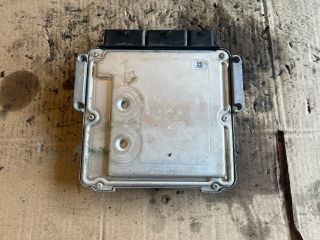 bontott RENAULT TRAFIC Motorvezérlő