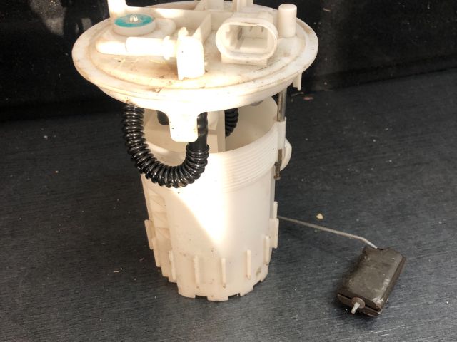 bontott RENAULT TRAFIC Üzemanyagszint Jeladó