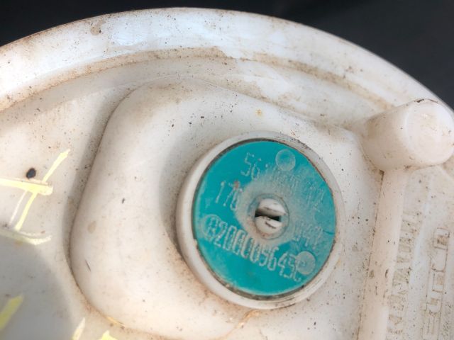 bontott RENAULT TRAFIC Üzemanyagszint Jeladó