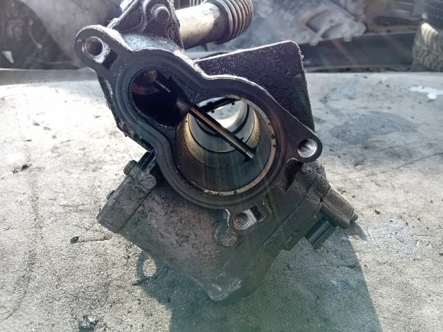 bontott RENAULT TRAFIC EGR / AGR Vákum Szelep