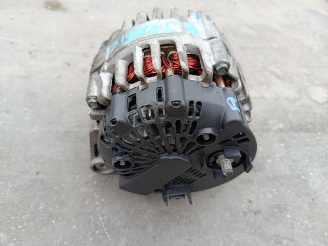 bontott RENAULT TRAFIC Generátor