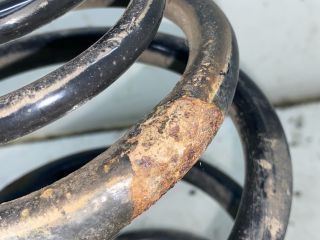 bontott RENAULT TRAFIC Jobb hátsó Rugó