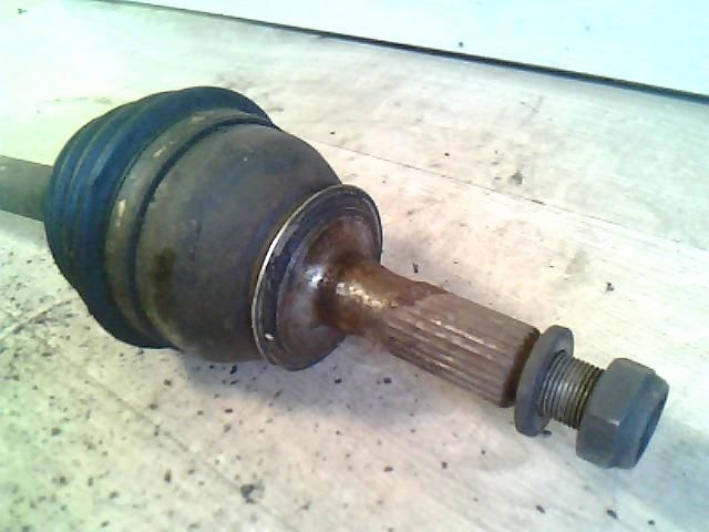 bontott RENAULT TRAFIC Jobb Féltengely