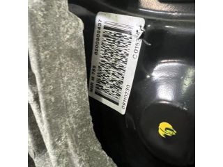 bontott RENAULT TRAFIC Motor (Fűzött blokk hengerfejjel)