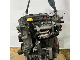 bontott RENAULT TRAFIC Motor (Fűzött blokk hengerfejjel)