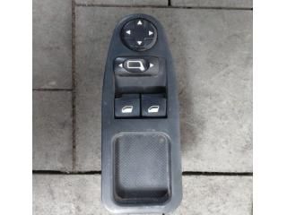 bontott RENAULT TRAFIC Ablakemelő Kapcsoló Négyes / Kettes