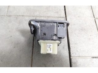 bontott RENAULT TRAFIC Ablakemelő Kapcsoló Négyes / Kettes