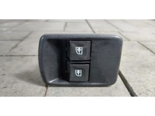bontott RENAULT TRAFIC Ablakemelő Kapcsoló Négyes / Kettes