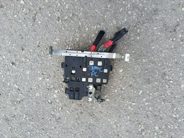 bontott RENAULT TRAFIC Akkumulátor Saru Elektronikával