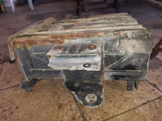 bontott RENAULT TRAFIC Akkumulátor Tartó