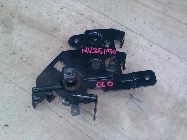 bontott RENAULT TRAFIC Bal A Oszlop