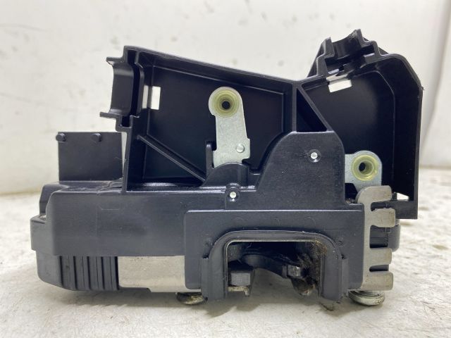 bontott RENAULT TRAFIC Bal Csomagtérajtó Zárszerkezet