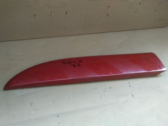 bontott RENAULT TRAFIC Bal első Ajtó Díszléc