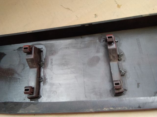 bontott RENAULT TRAFIC Bal első Ajtó Díszléc