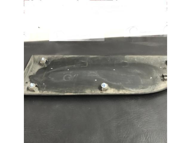 bontott RENAULT TRAFIC Bal első Ajtó Díszléc