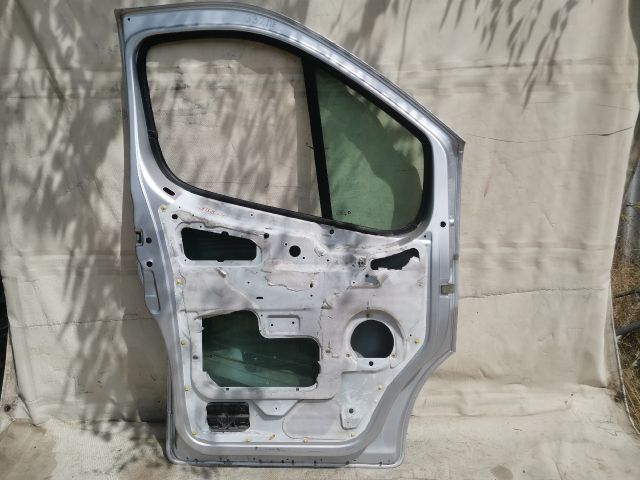 bontott RENAULT TRAFIC Bal első Ajtó (Üres lemez)