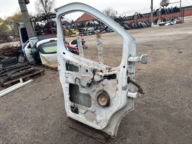 bontott RENAULT TRAFIC Bal első Ajtó (Üres lemez)