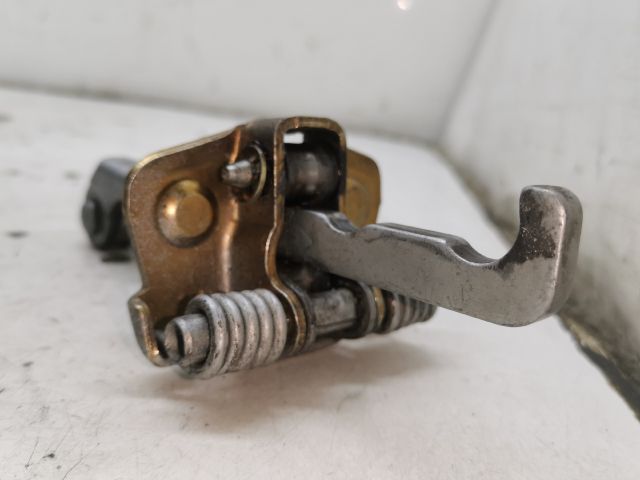 bontott RENAULT TRAFIC Bal első Ajtóhatároló