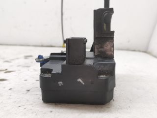 bontott RENAULT TRAFIC Bal első Ajtózár