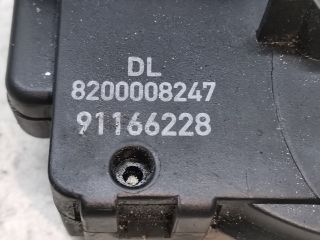 bontott RENAULT TRAFIC Bal első Ajtózár