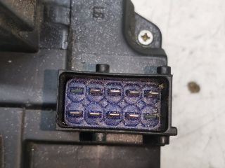 bontott RENAULT TRAFIC Bal első Ajtózár