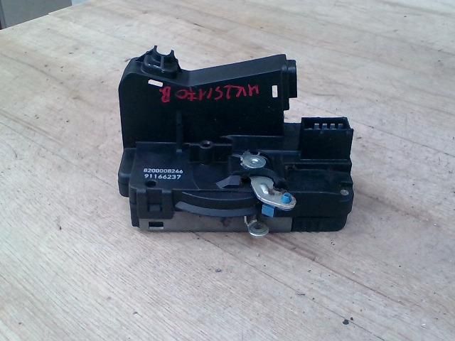 bontott RENAULT TRAFIC Bal első Ajtózár