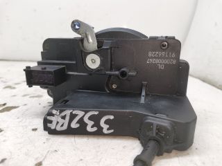 bontott RENAULT TRAFIC Bal első Ajtózár