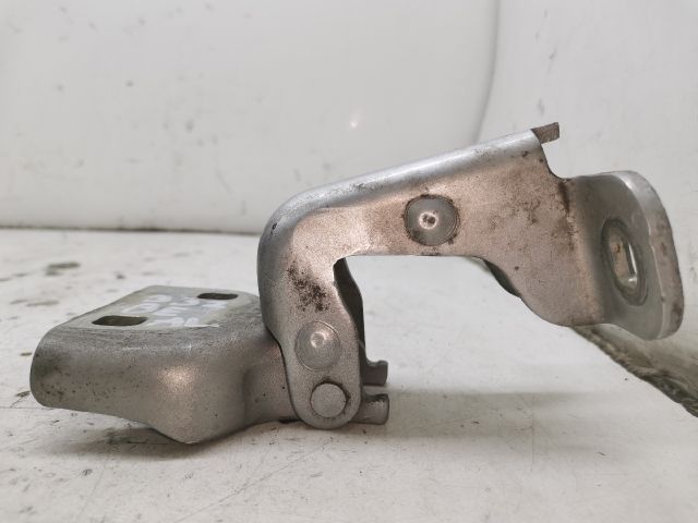 bontott RENAULT TRAFIC Bal első Alsó Zsanér