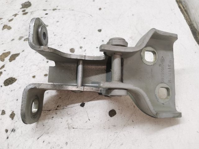 bontott RENAULT TRAFIC Bal első Alsó Zsanér