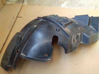 bontott RENAULT TRAFIC Bal első Első Dobbetét (Kerékjárati, Műanyag)