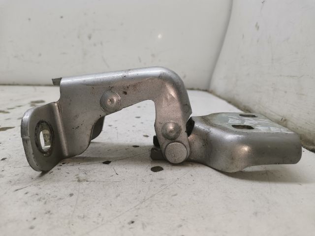 bontott RENAULT TRAFIC Bal első Felső Zsanér