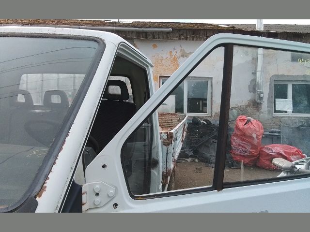 bontott RENAULT TRAFIC Bal első Fixüveg (Ajtóban)