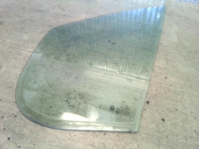 bontott RENAULT TRAFIC Bal első Fixüveg (Ajtóban)